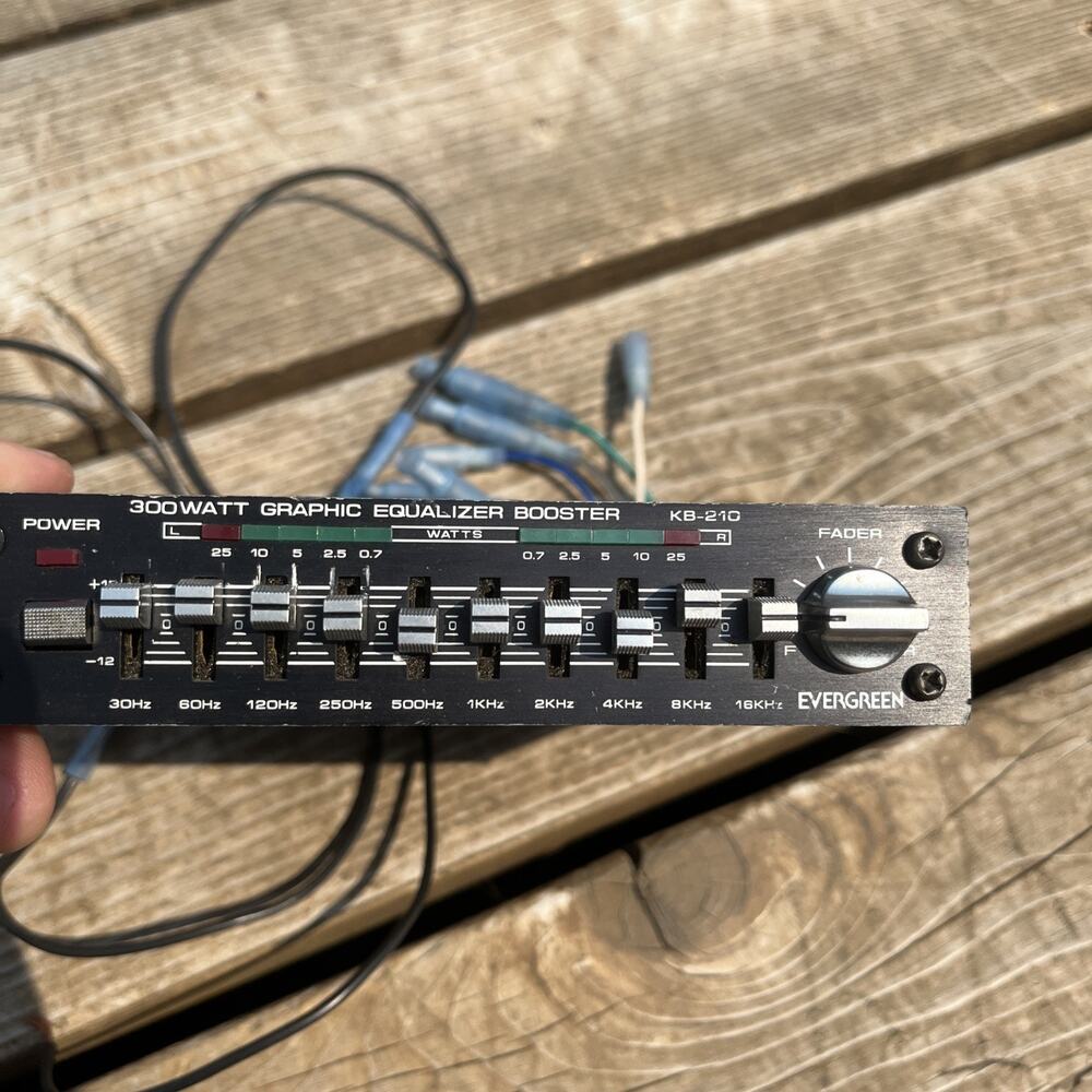 Evergreen 300W Graphic Equalizer Booster Kb-210
